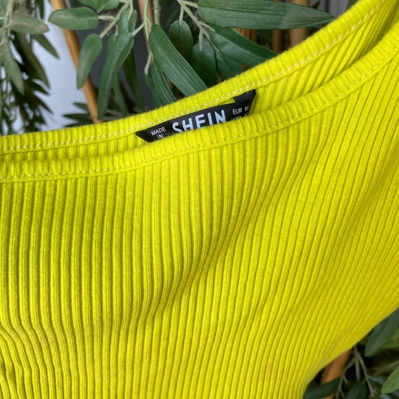 One shoulder crop top bundle! - Picture 3 of 3